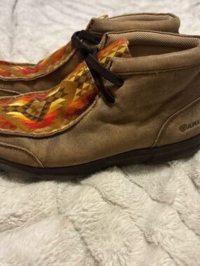 ARIAT Boys  Brown  Casual Boots with Multicolor Pattern